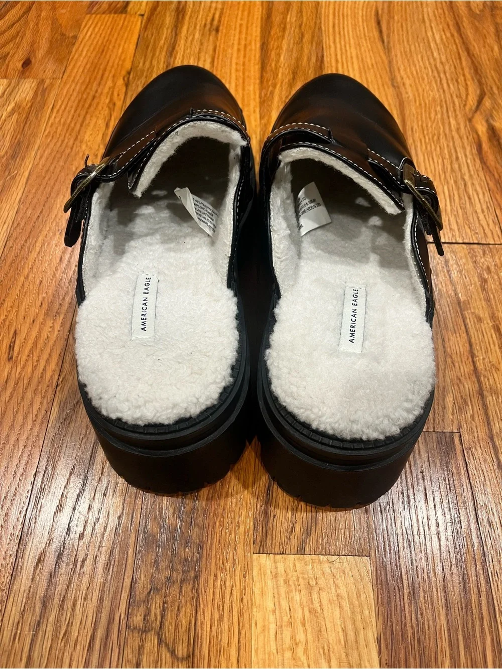 Women American Eagle AE Cozy Lug Clog Black Studded Platform Buckle Mule Size 8